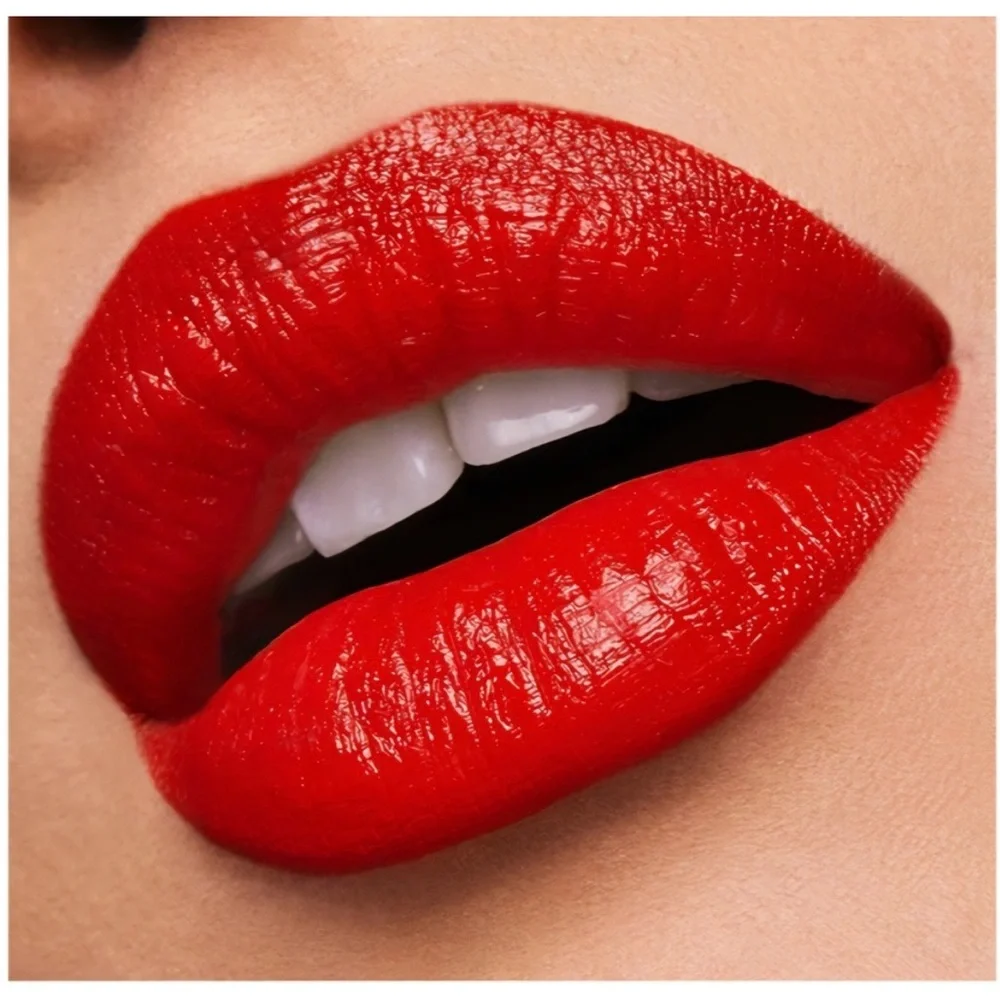 Estée Lauder Limited Edition Luxurious Lipstick Red Ribbon